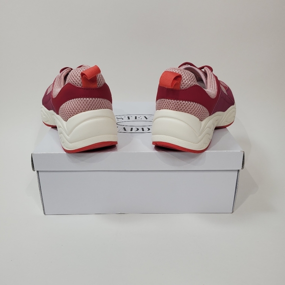 🆕️ Steve Madden Shirli Berry Blush Sneakers - Picture 4 of 6